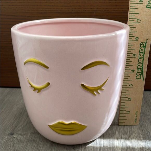 Pink Face Planter with Gold Accents 6inches - Picture 5 of 8